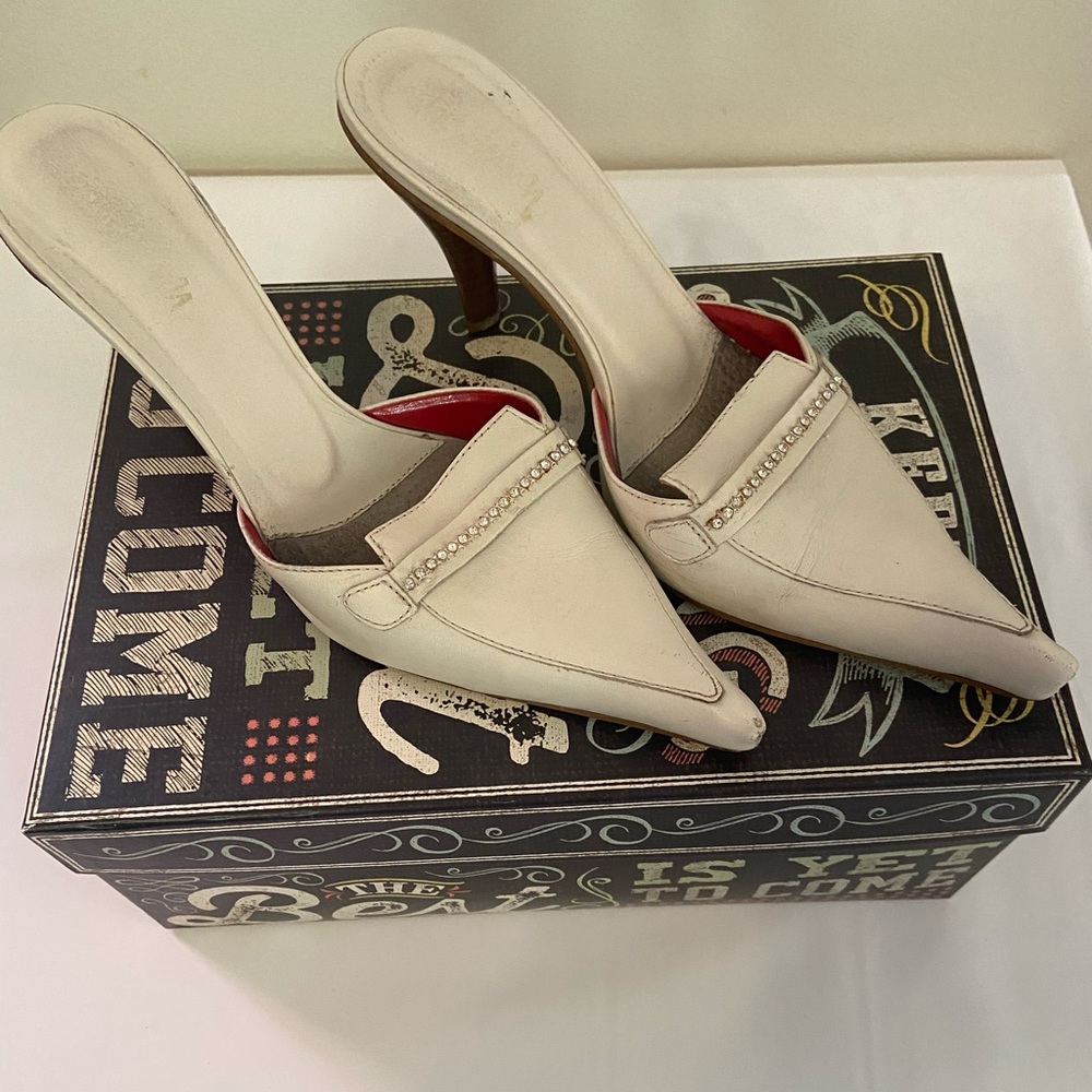 Luichiny Mules - image 4